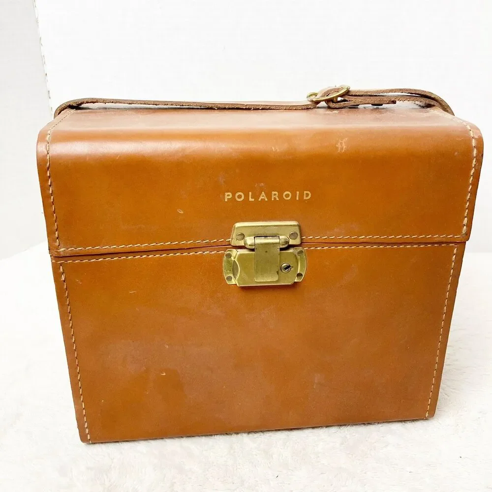 Vintage Polaroid Highlander Folding Land Camera Model 80 w/ Case, Flash & Meter
